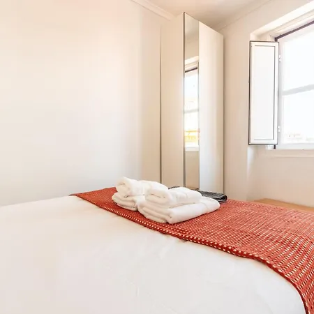 Beautiful House In Mouraria Apartman *